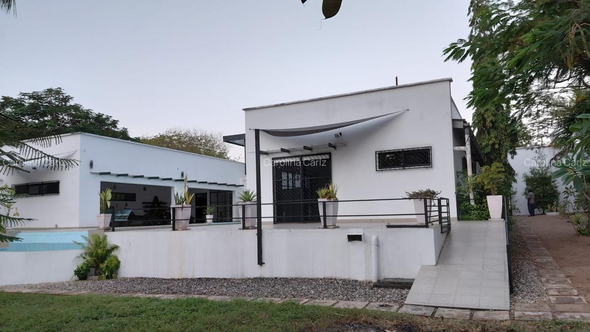 4 Bed House with En Suite in Watamu - 3