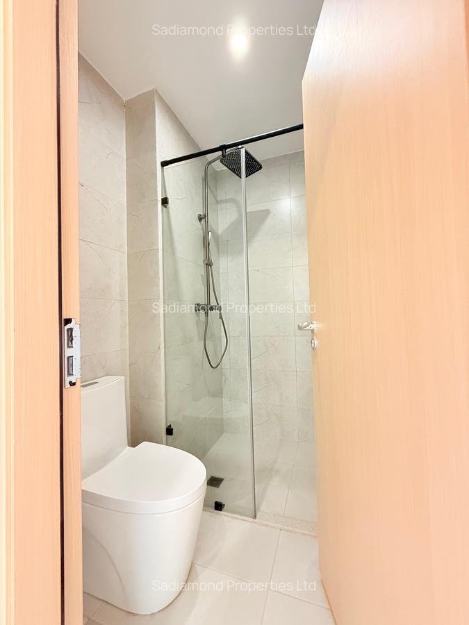 1 Bed Apartment with En Suite in Westlands Area - 3