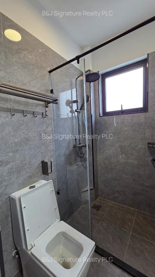 2 Bed Apartment with En Suite in Lavington - 15