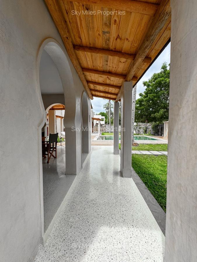4 Bed Villa with En Suite at Watamu - 8