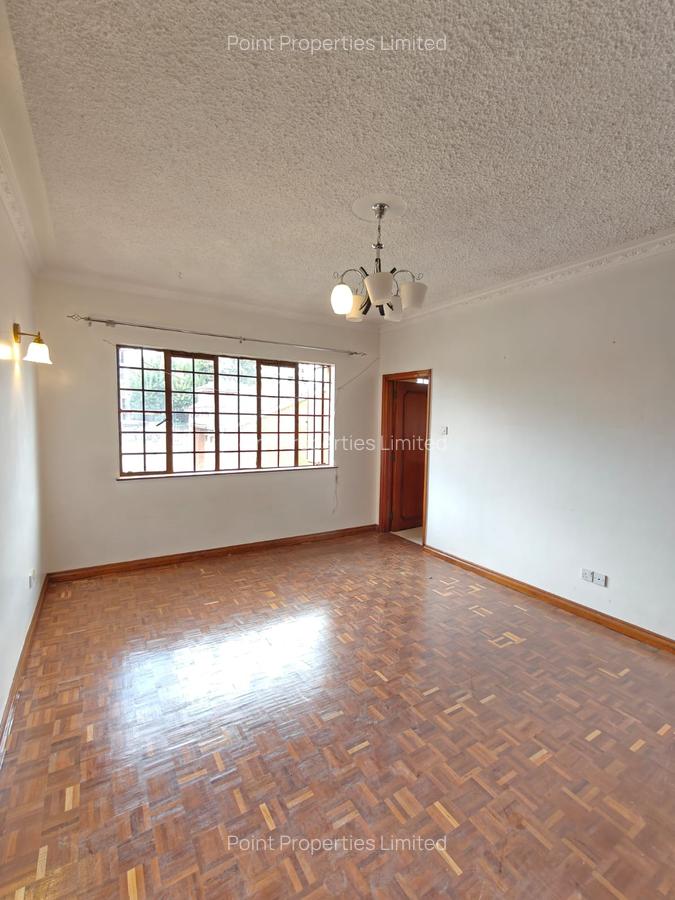 4 Bed Apartment with En Suite in Westlands Area - 11