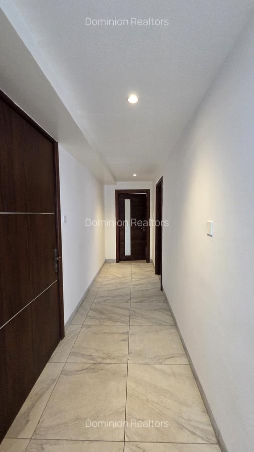 4 Bed Apartment with En Suite in Westlands Area - 10