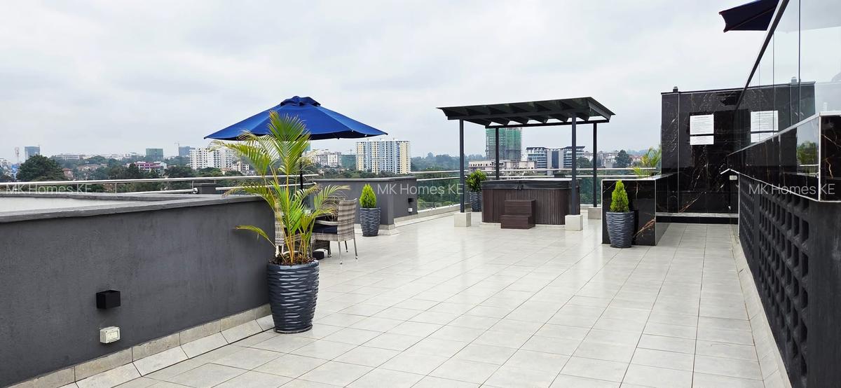 3 Bed Apartment with En Suite at Riverside - 19