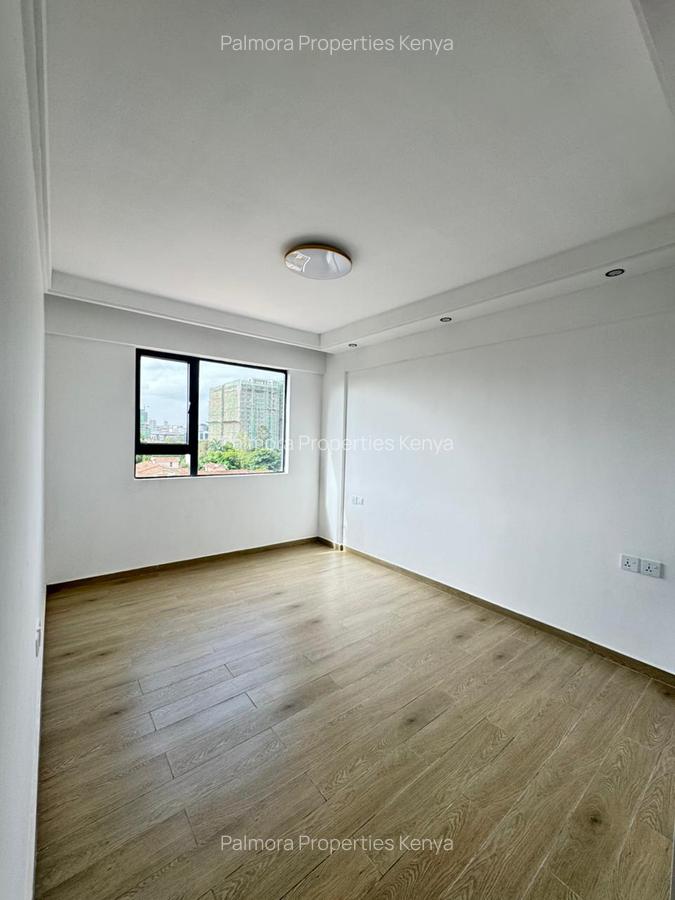 3 Bed Apartment with En Suite in Westlands Area - 3