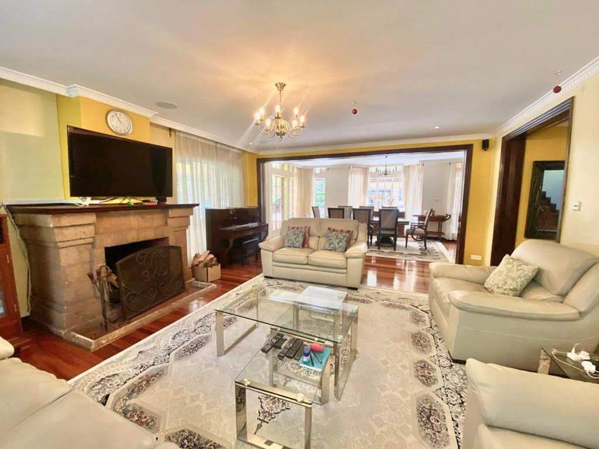 5 Bed Townhouse with En Suite in Rosslyn - 11