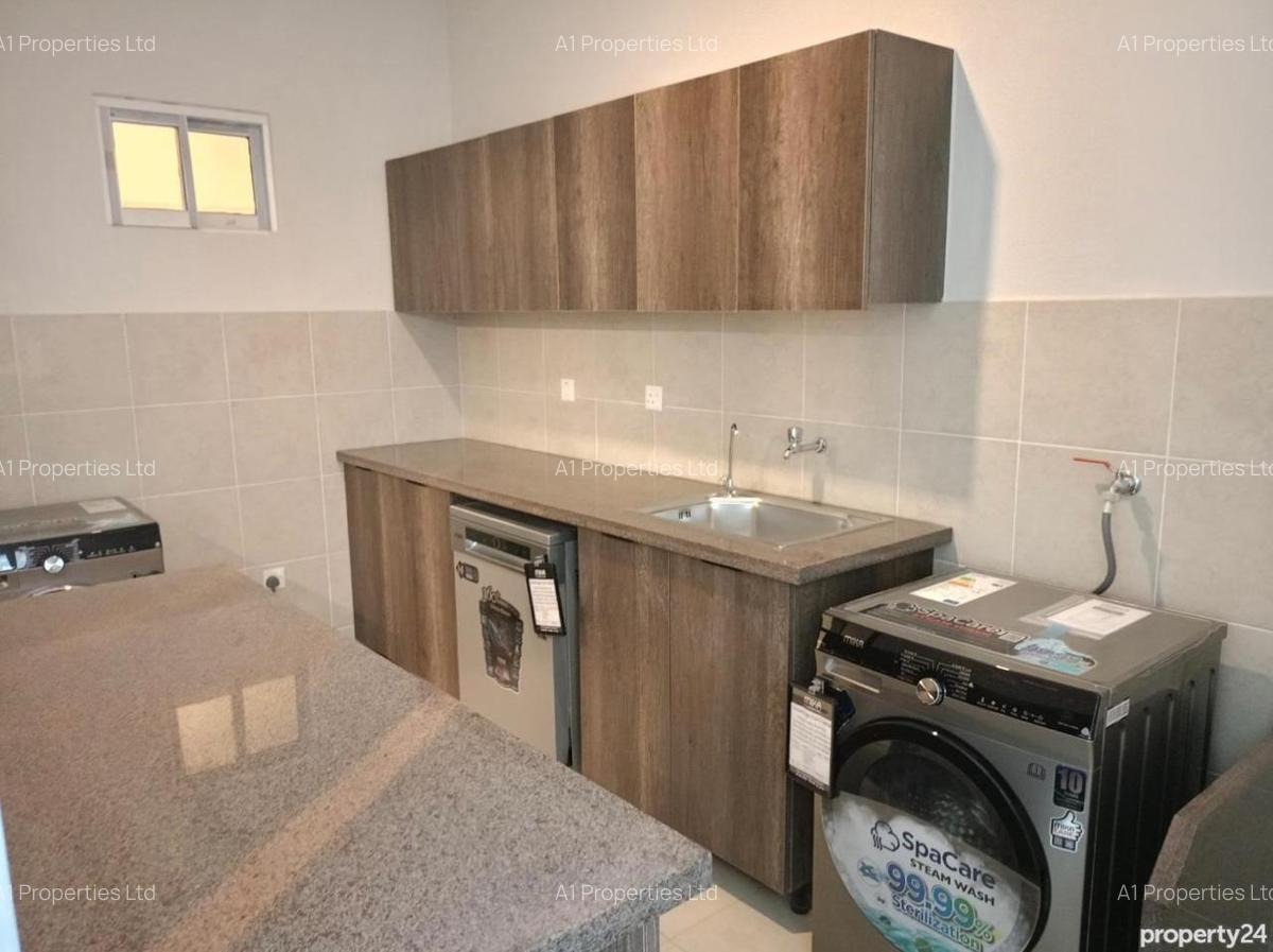 3 Bed Apartment with En Suite in Riverside - 18