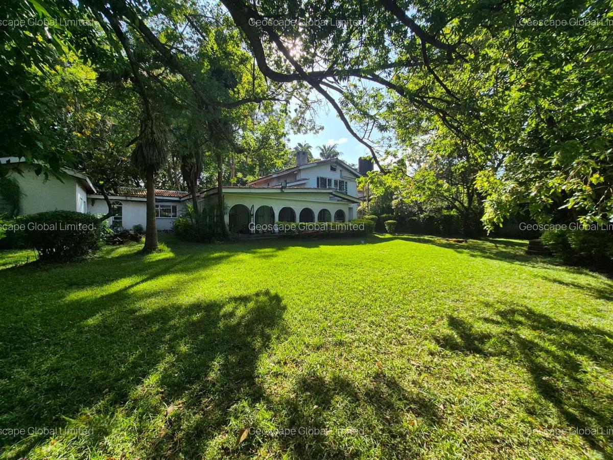 5 Bed House with En Suite in Muthaiga - 1