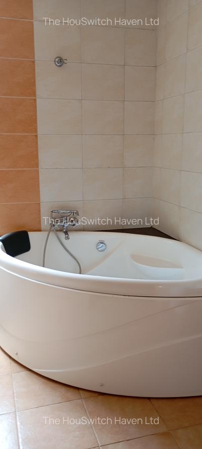 5 Bed Townhouse with En Suite at Convent Drive - 16