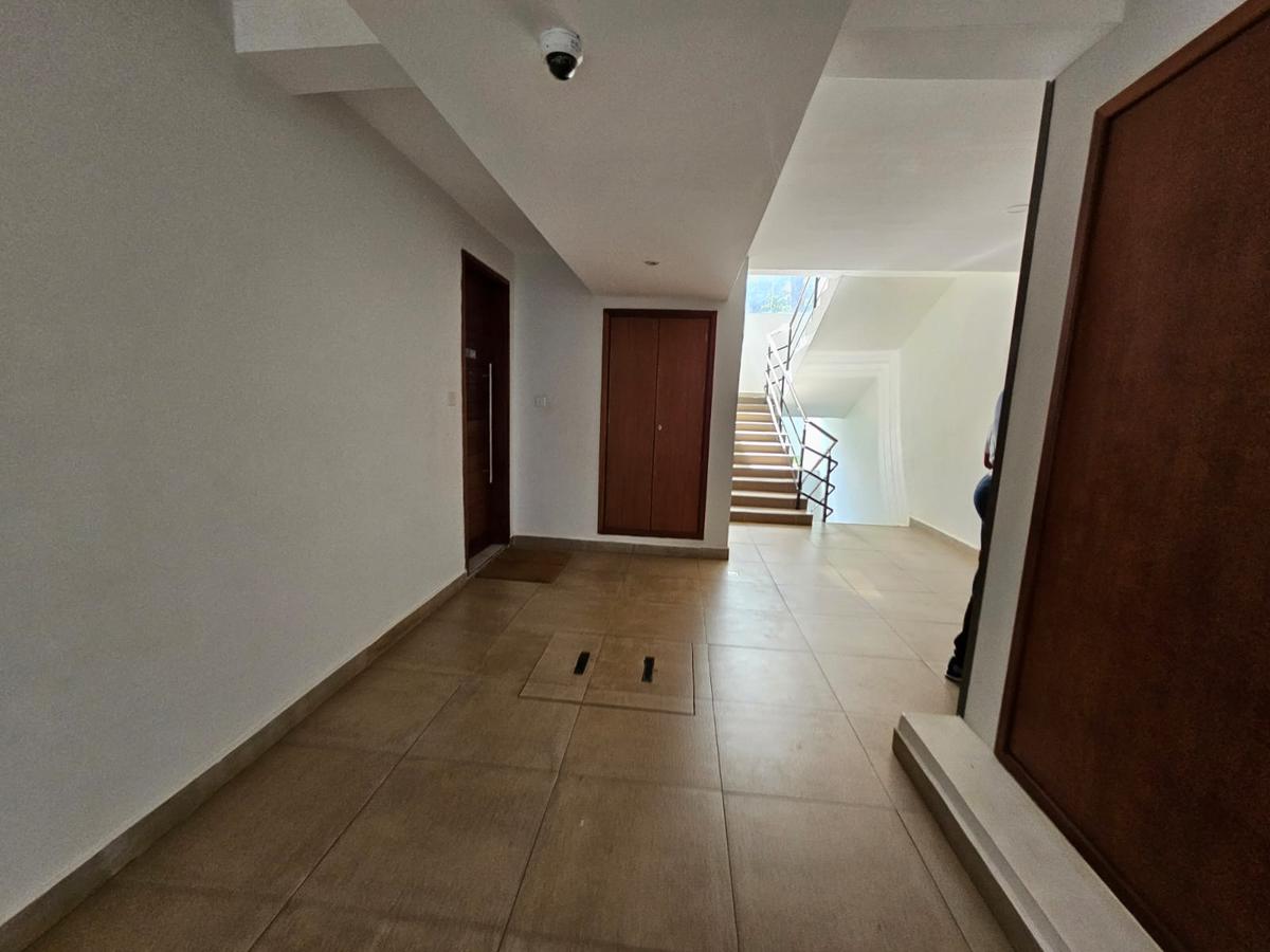 2 Bed Apartment with En Suite in Rhapta Road - 6