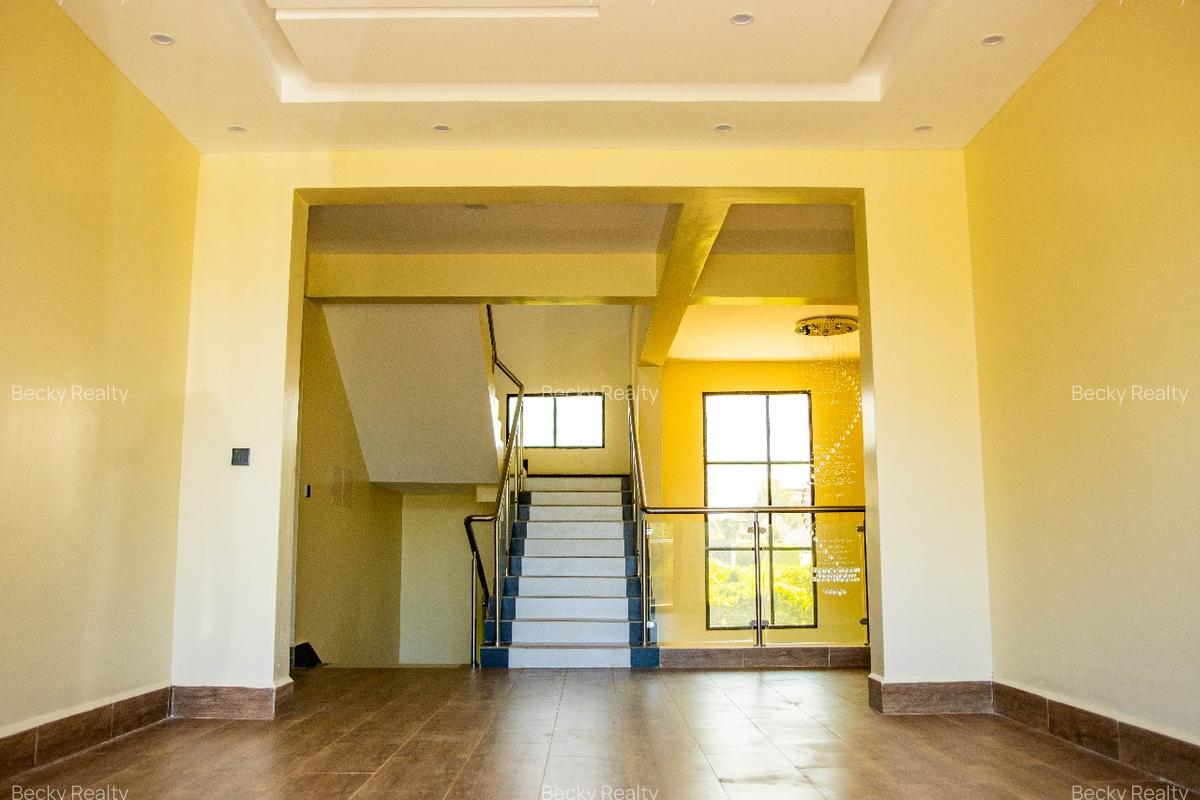 4 Bed House with En Suite at Riabai Road - 5