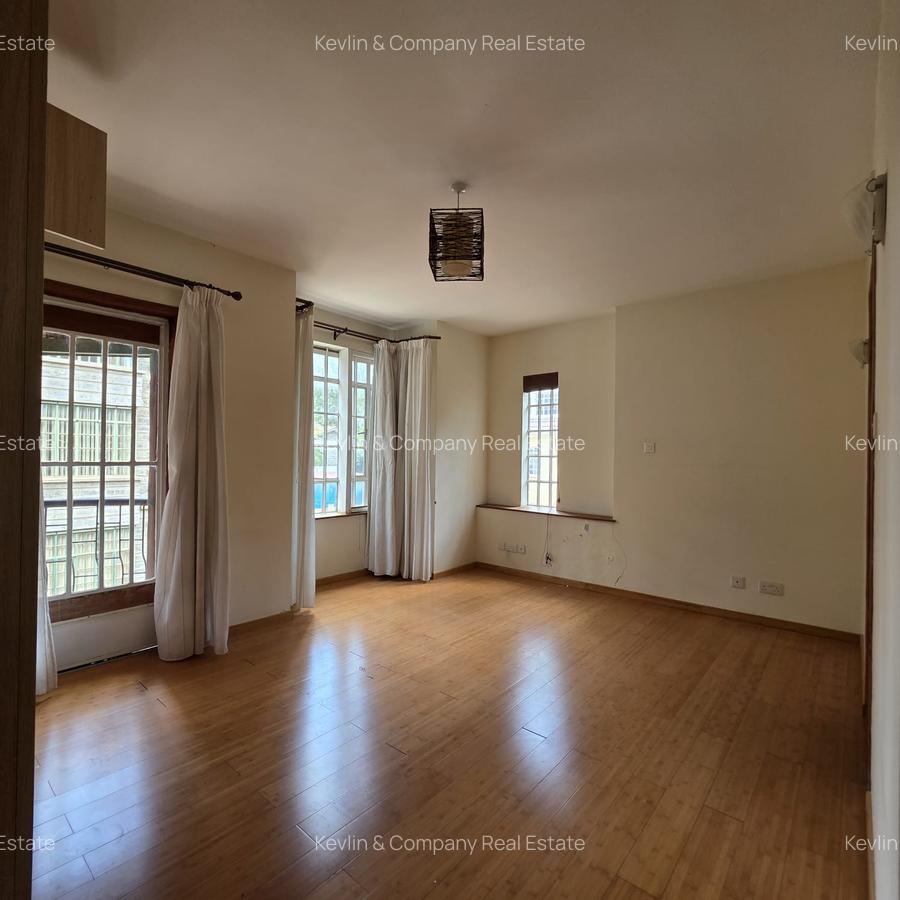 5 Bed Townhouse with En Suite in Kileleshwa - 8