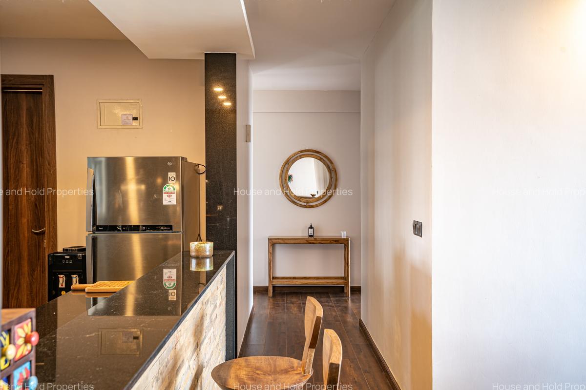 Serviced 3 Bed Apartment with En Suite at Brookside Drive - 7