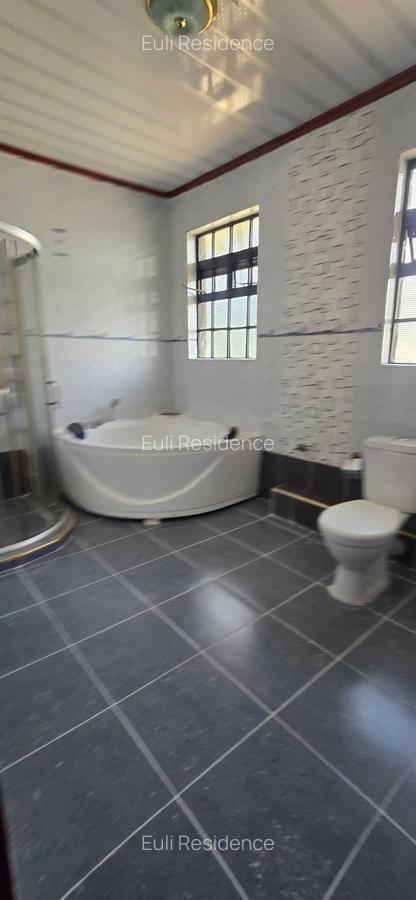 6 Bed Townhouse with En Suite at Ruaka Rd - 10