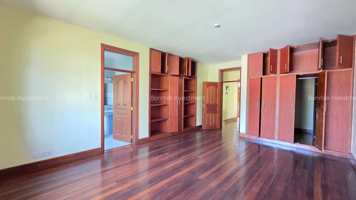 5 Bed Townhouse with En Suite at Muthaiga Mini Market - 12