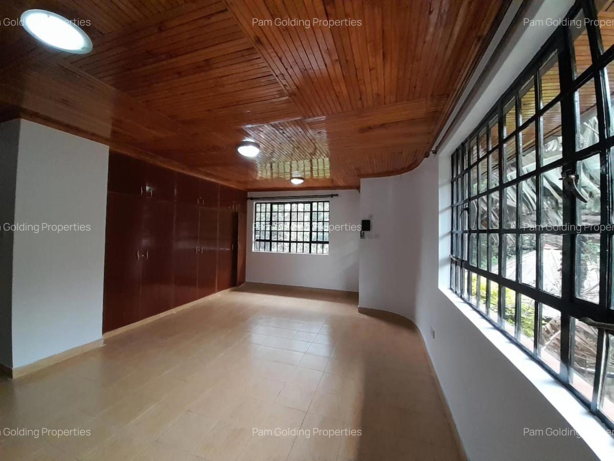 4 Bed House with En Suite in Karen - 14