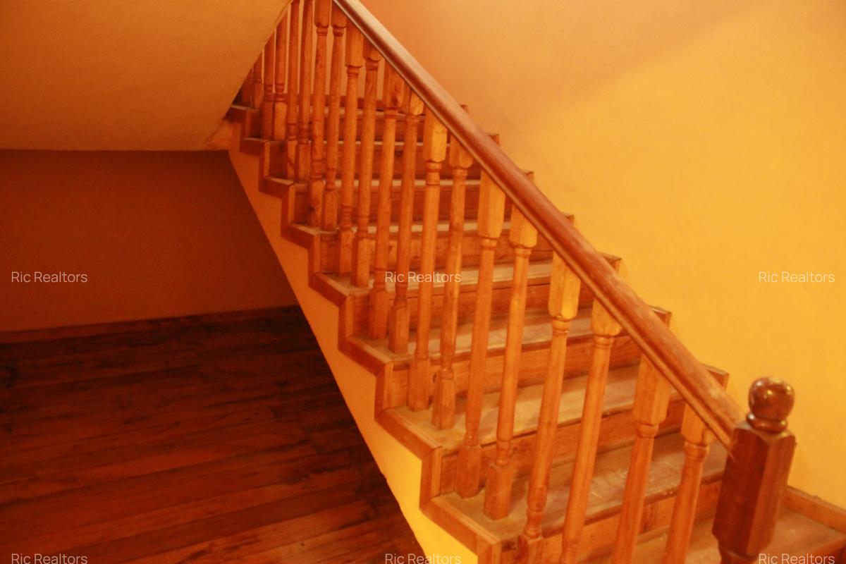 5 Bed House with En Suite at Ongata Rongai - 16