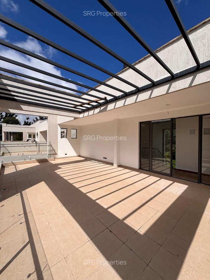 6 Bed Townhouse with En Suite in Lavington - 6