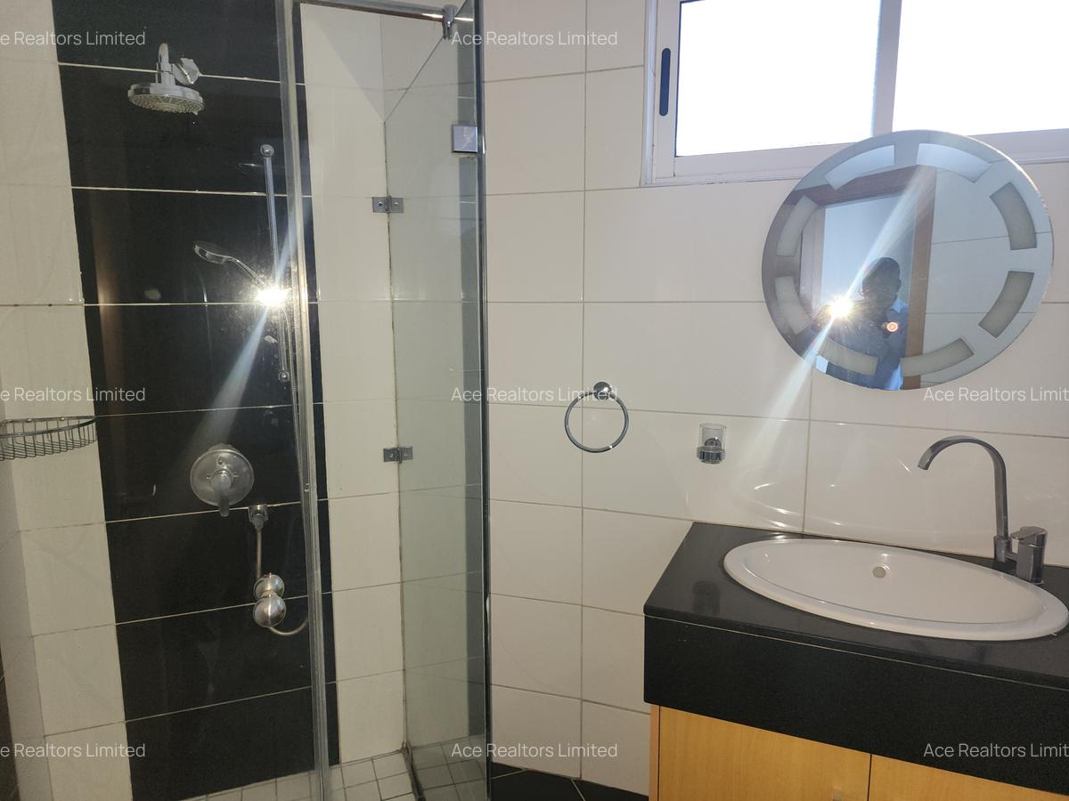 4 Bed Apartment with En Suite at Siaya Road - 17