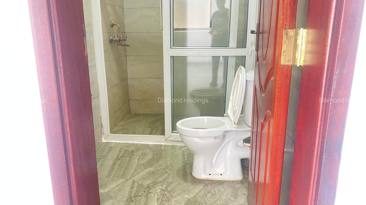3 Bed Apartment with En Suite at Parklands - 8