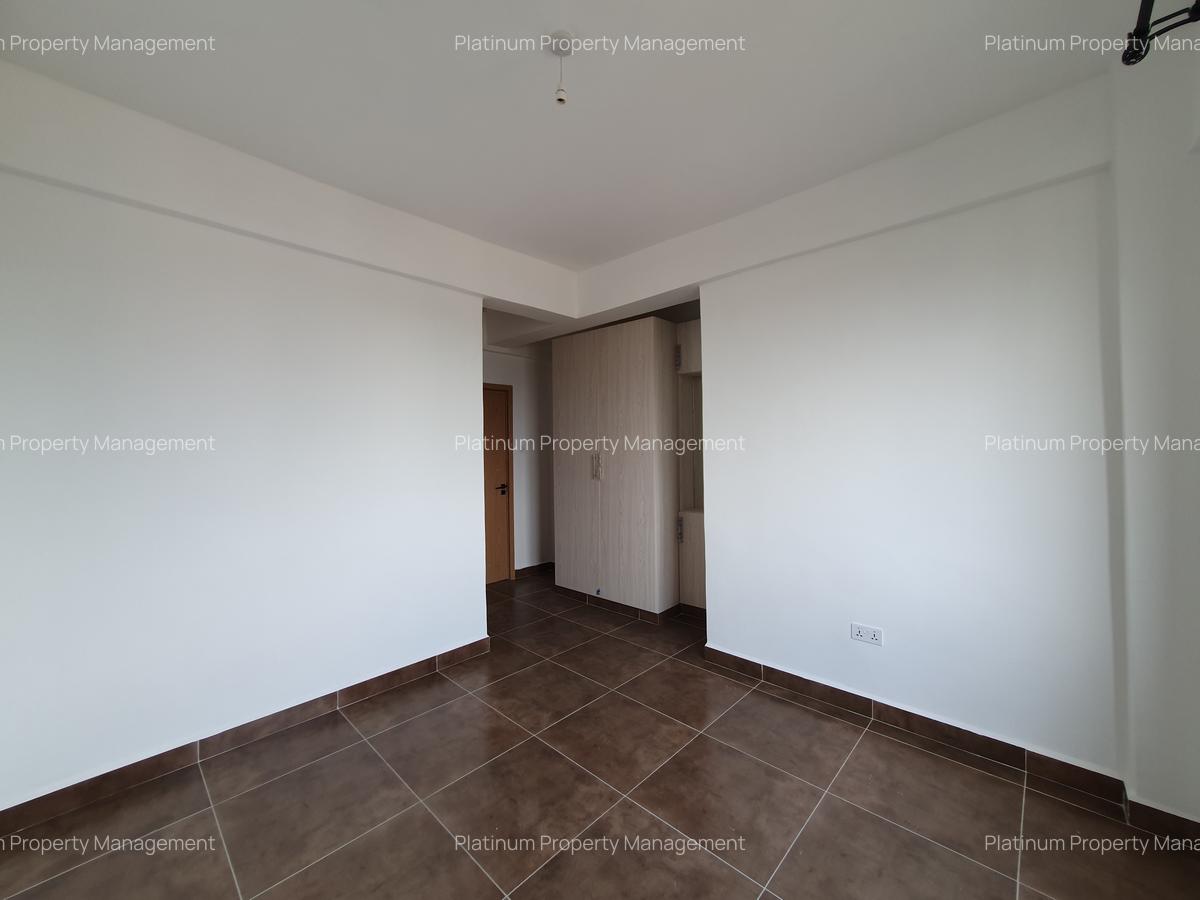 3 Bed Apartment with En Suite in Parklands - 16