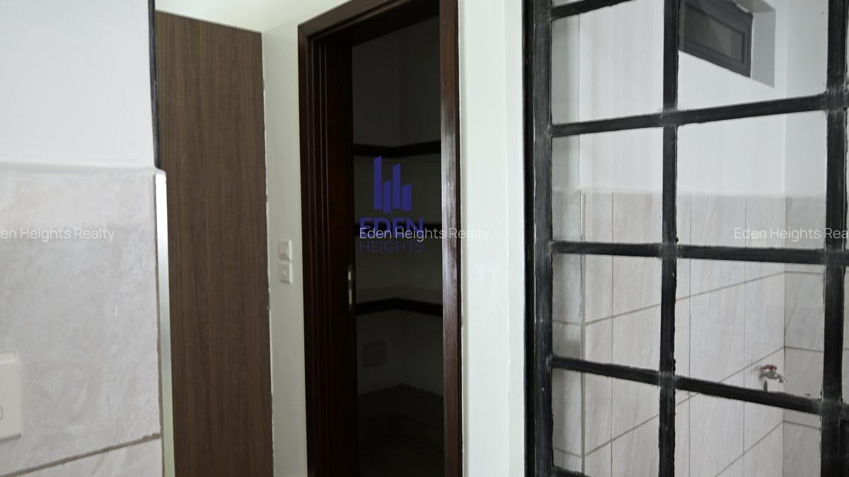 3 Bed Apartment with Staff Quarters in Parklands - 8