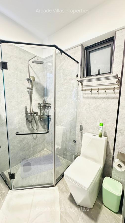 Serviced 1 Bed Apartment with En Suite in Lavington - 13