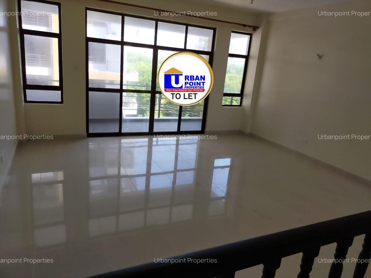 Serviced 3 Bed Apartment with En Suite in Nyali Area - 8