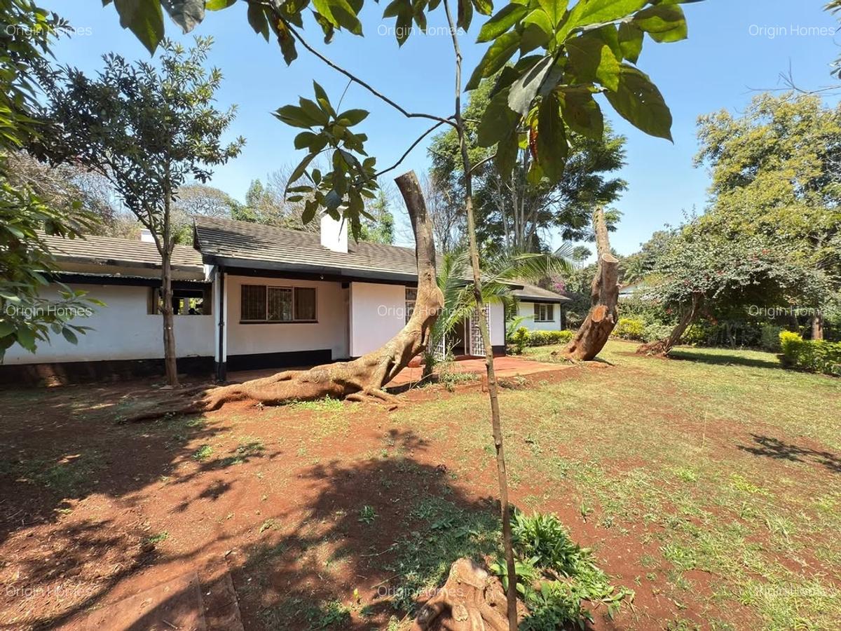 4 Bed House with En Suite at Loresho - 4