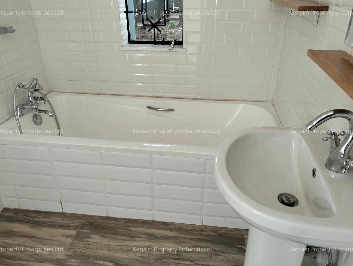 3 Bed Apartment with En Suite in Kilimani - 10