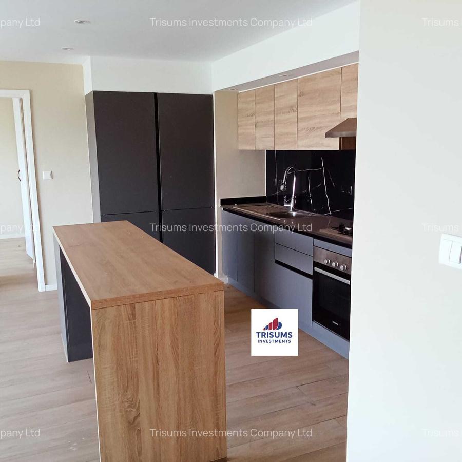 2 Bed Apartment with En Suite in Riverside - 2