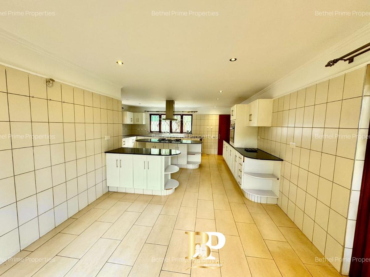 5 Bed House with En Suite in Gigiri - 8