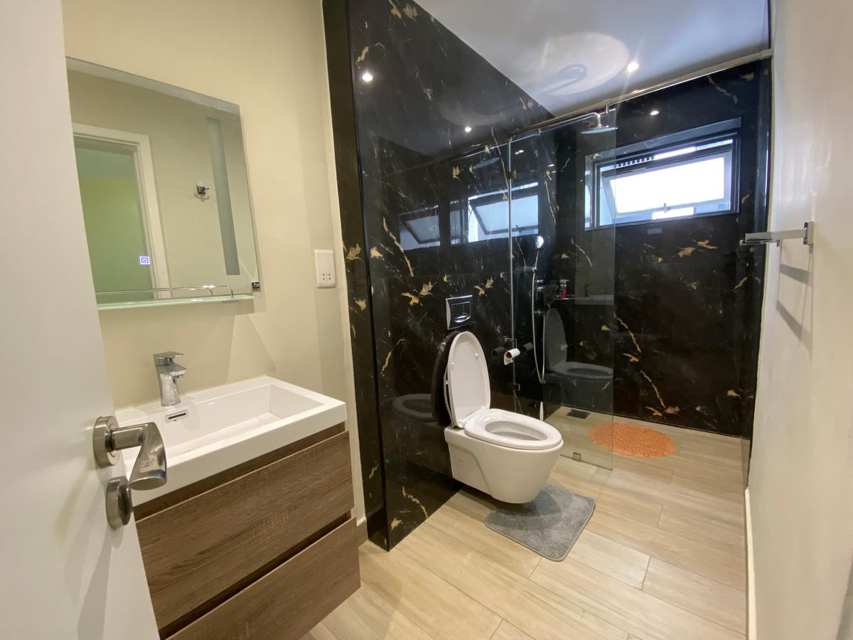 Serviced 1 Bed Apartment with En Suite in Riverside - 11