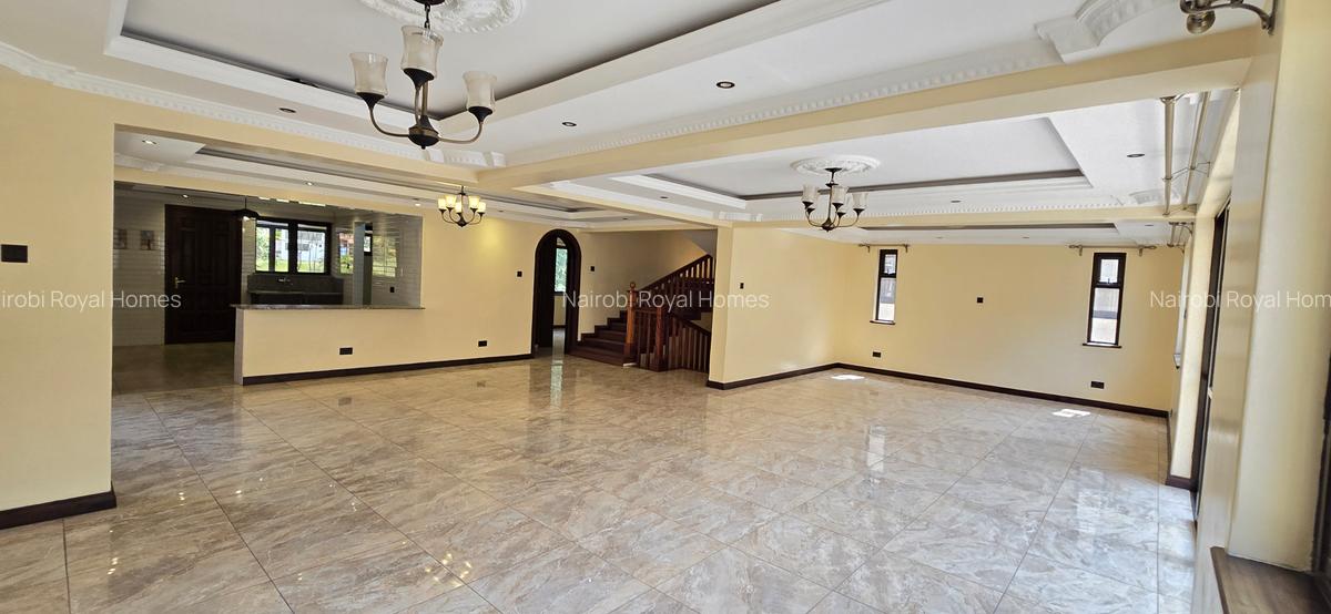 5 Bed Townhouse with En Suite at Lavington Green - 15