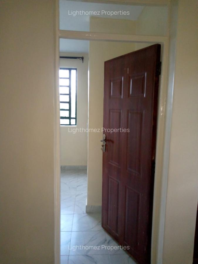 2 Bed Apartment with En Suite at Kangemi - 9