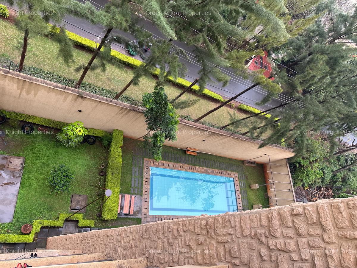 Serviced 3 Bed Apartment with En Suite in Kilimani - 13