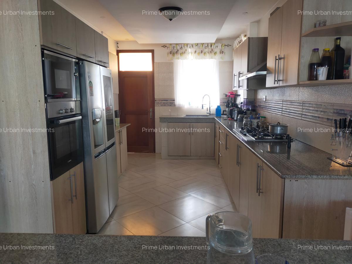 5 Bed Townhouse with En Suite in Mtwapa - 4