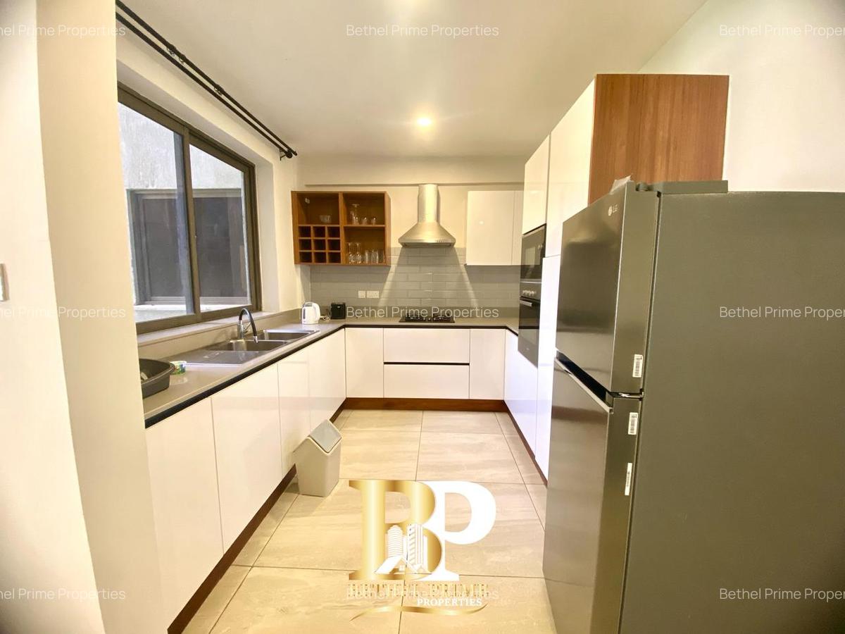 3 Bed Apartment with En Suite in Westlands Area - 16