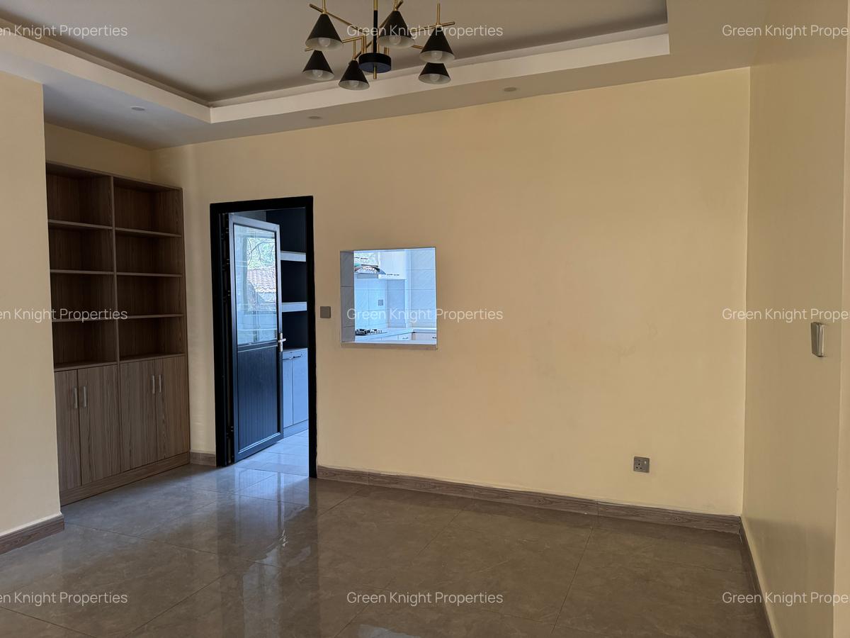 4 Bed House with En Suite in Kilimani - 13