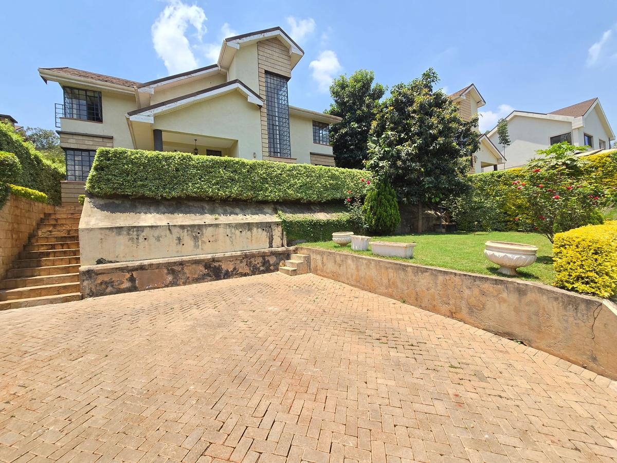 4 Bed House with En Suite at Kitisuru Ridge - 2