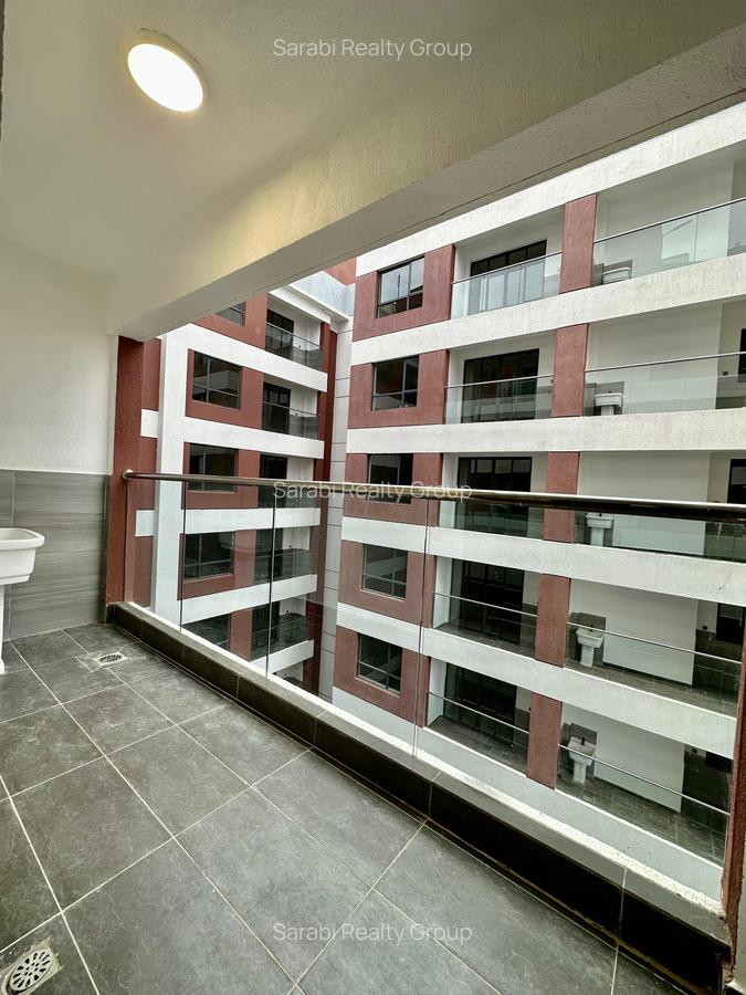 2 Bed Apartment with En Suite in Lavington - 11