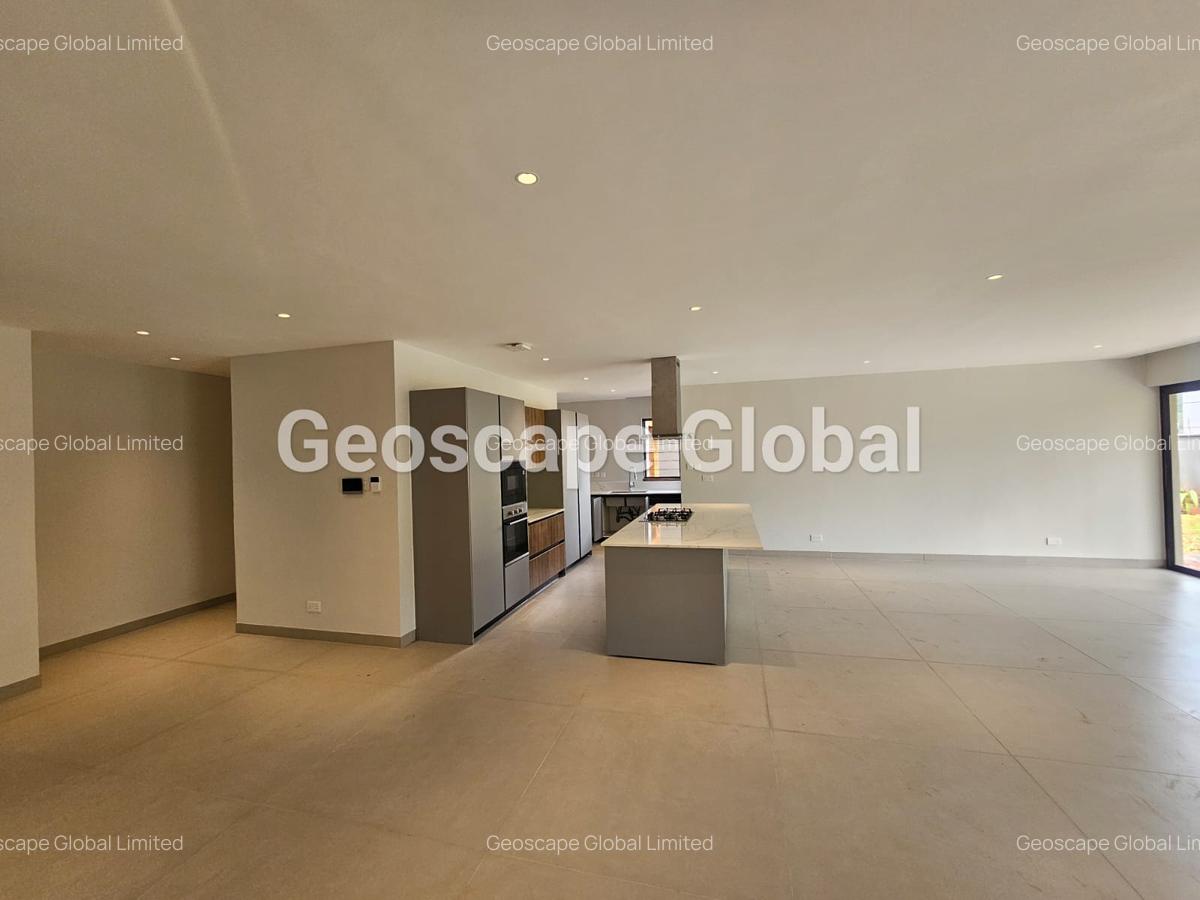 4 Bed Apartment with En Suite in Loresho - 3
