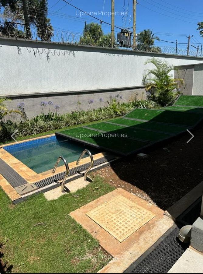 4 Bed Villa with En Suite in Lavington - 11