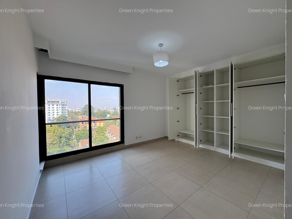 Serviced 2 Bed Apartment with En Suite in Lavington - 16