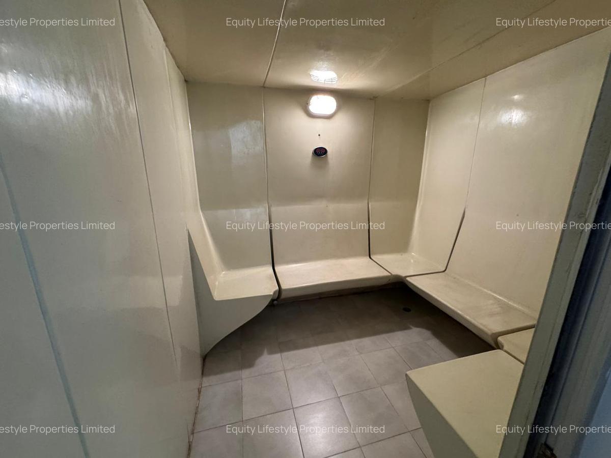 4 Bed Townhouse with En Suite in Lavington - 6