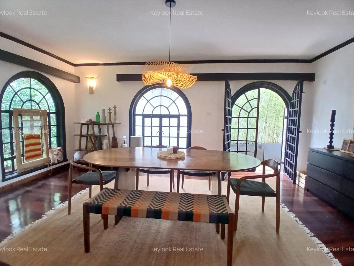 4 Bed Townhouse with En Suite at Riverside Drive - 9