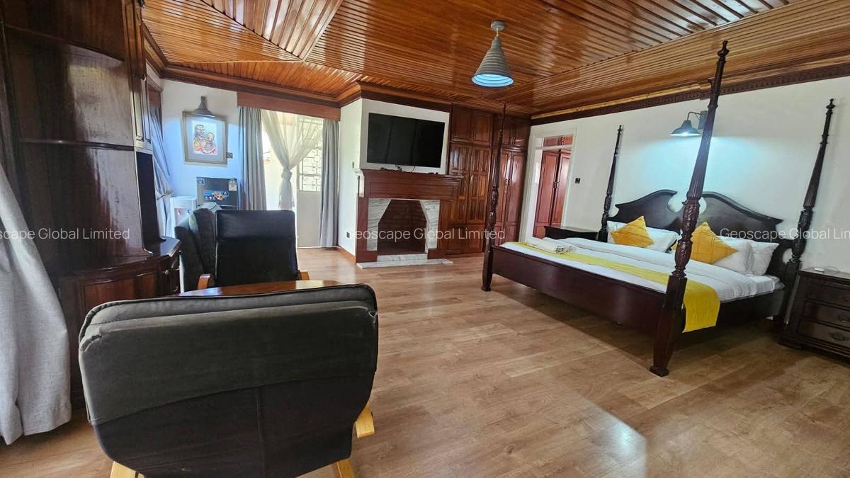 5 Bed House with En Suite in Karen - 4