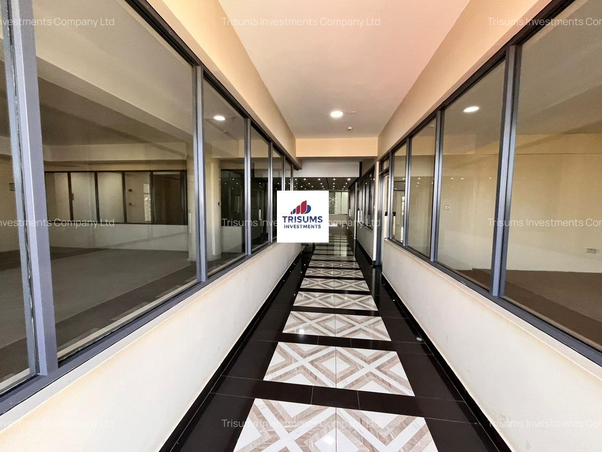 1,372 ft² Commercial Property with Backup Generator in Westlands Area - 10