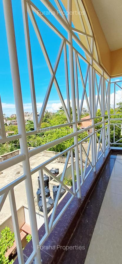 3 Bed Apartment with En Suite in Nyali Area - 8