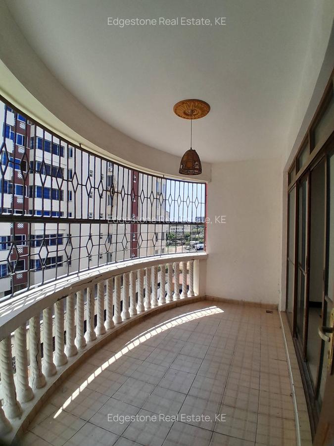 3 Bed Apartment with En Suite in Nyali Area - 11