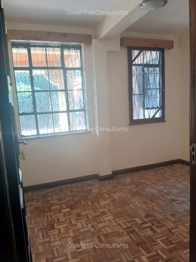 4 Bed Villa with En Suite in Runda - 11